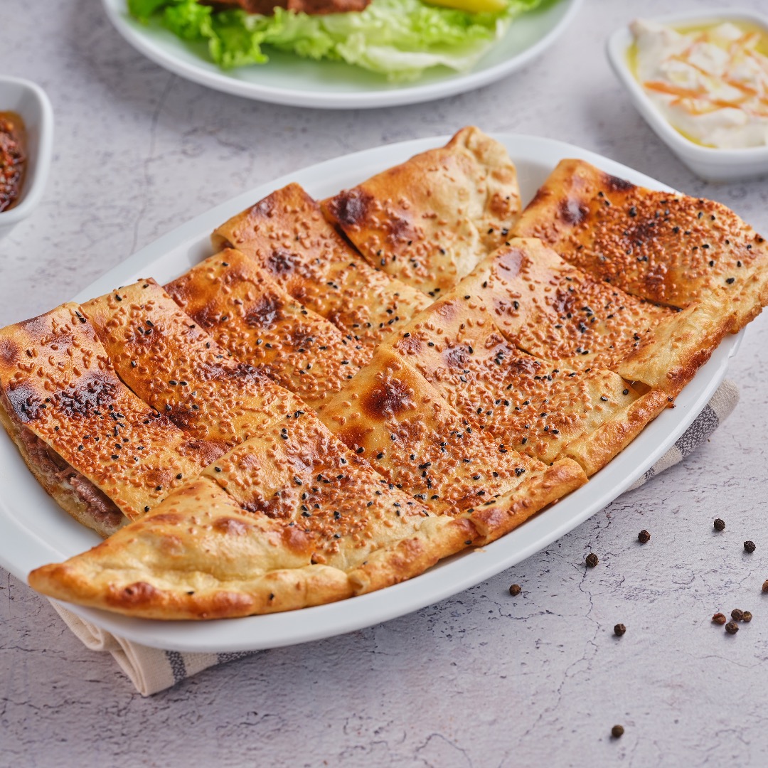 Pastırmalı & Kaşarlı Pide